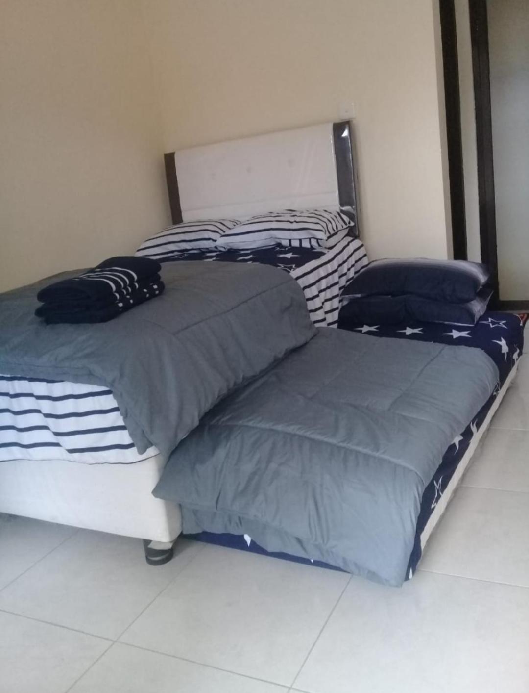 Sulfat Indah Home Stay Syariah Ngadipuro Bagian luar foto